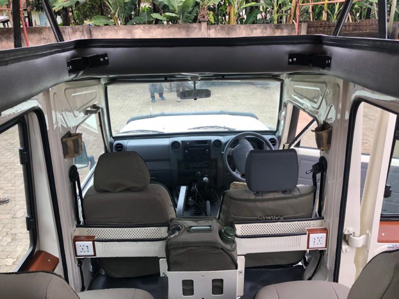 Safari_vehicle9